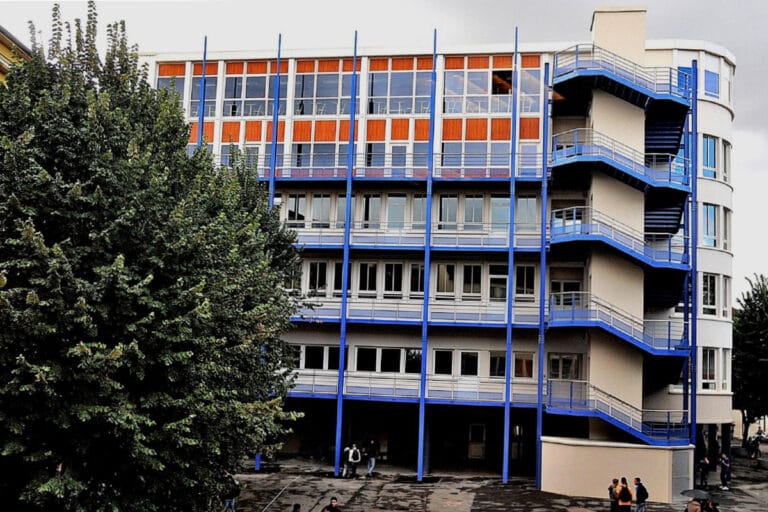 Ensemble scolaire JEANBAPTISTE DE LA SALLE à SAINTDENIS scenarchie Ensemble scolaire JEANBAPTISTE DE LA SALLE à SAINTDENIS scenarchie